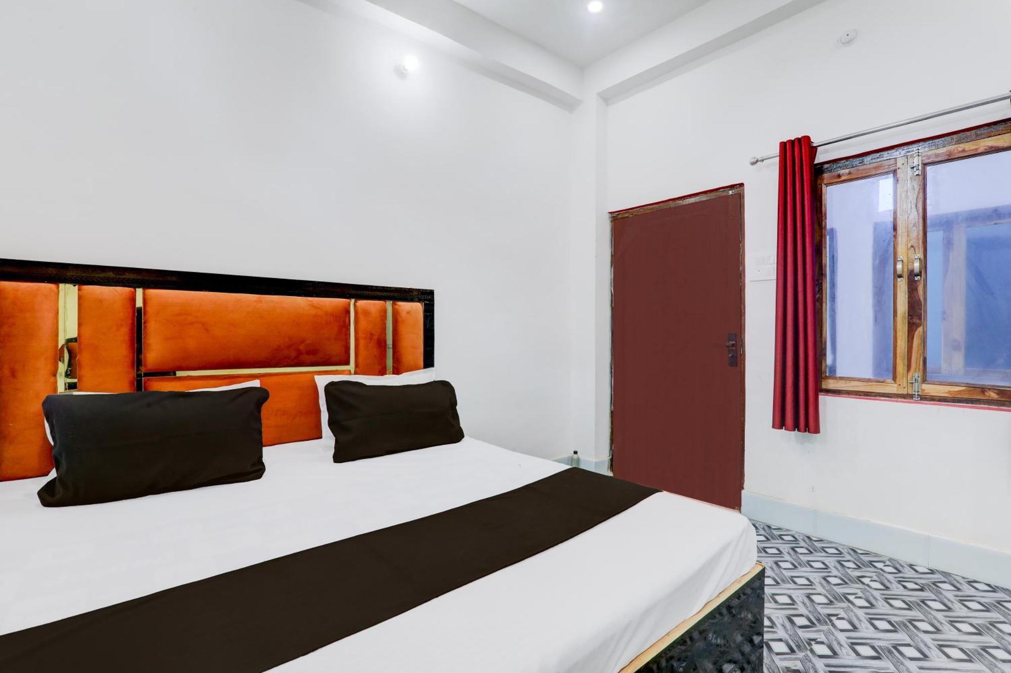 Hotel Spot On Alexa Lucknow